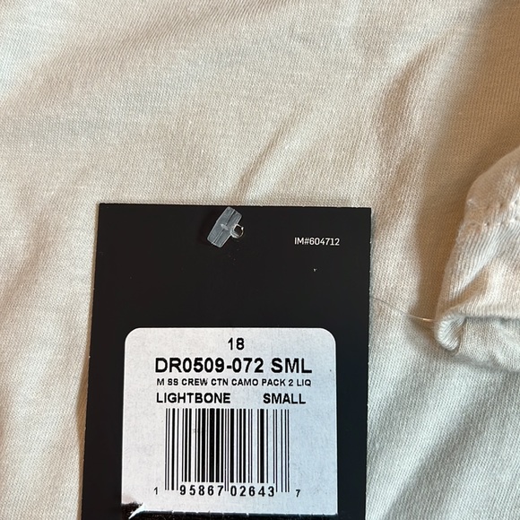 Nike Camo Bone Small Tee - Picture 4 of 4